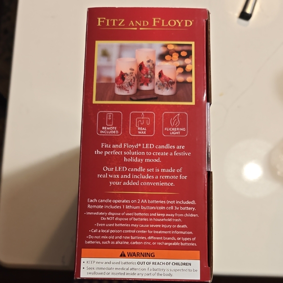 Fitz and Floyd Cardinal LED Candle Set with Red and White Accents - Picture 4 of 6